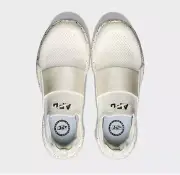 APL Women's Size 8 TechLoom Bliss Ivory / Chocolate / Speckle NEW IN BOX