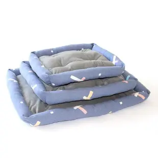 【寵物夢工廠】M號 / 藍色點點保暖方窩 寵物床 狗保暖墊(舒適窩 寵物保暖窩 寵物用品)