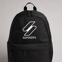 在飛比找Yahoo奇摩購物中心優惠-SUPERDRY 後背包 CODE ESS MONTANA 