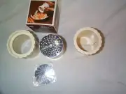 Vintage- EVA-Multi-Grater-Veggies-Cheese-?-2 stainless grates 3 1/2" New in Box