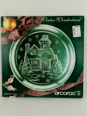 Vintage Arcoroc Serving Platter Christmas Winter Wonderland Scene Glass New OS