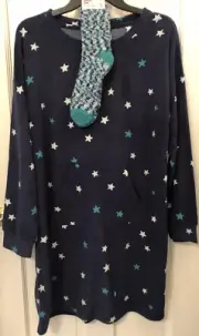 SUPER SOFT SONOMA 2-PC SLEEP SET GOWN + SLIPPER SOCKS SZ: LG