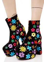[Current Mood] Penny's Platform Boots