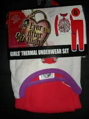 Ever After High Girls Thermal Underwear Set Red and White Size: 6 New in Package