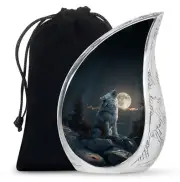 Wolf Howling Large Urns For Human Ashes Adult - Cremation Urns - 10 Inch