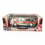 Classic Carlectables 1:18 Holden VT 2000 Commodore Larry Perkins Russel Ingall