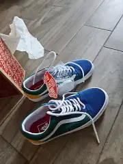 - VANS Of The Wall, Old Skool Men/women 6.5 / 8