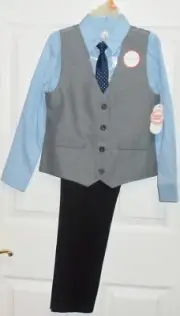 Wonder Nation Boys 4 Pc Dress Suit Pants, Vest, Button Up Shirt, Tie Size 7 NEW