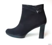 STUART WEITZMAN black waterproof goretex ANKLE BOOTS 11 Nugget gorgeous new $485
