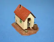 HO Scale Model Railroad Slot Car Train Scenery Farm Out Building Shed Built #2