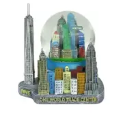 One World Trade Statue Liberty NYC Skyline Snow Globe Souvenir Figurine 3.75"W