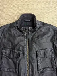 在飛比找Yahoo!奇摩拍賣優惠-Style Benetton 黑色立領皮衣棉襖外套 羊皮皮衣