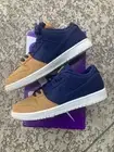 Brand New / DS Nike SB Dunk Low. Jansport Backpack. Mens 8.5 / Women’s 10