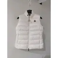 在飛比找蝦皮購物優惠-MONCLER Ghany 白色 羽絨背心