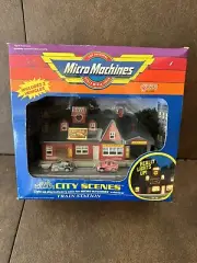 Vintage 1989 Galoob Micro Machines City Scenes Train Station New/Open Box
