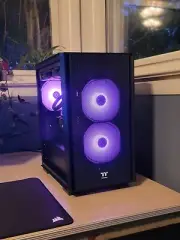 Micro Gaming PC Watercooled Ryzen 7 5700X OC 4.7GHz RX 7600 32GB DDR4 1TB NVMe