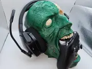 Undead Gamer: Zombie Controller & Headphone Holder