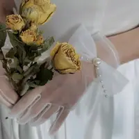 在飛比找樂天市場購物網優惠-新娘手套蕾絲白色結婚手套婚慶婚禮白紗婚紗手套短款優雅復古手套