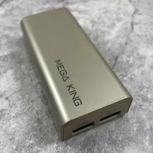 強強滾p-【MEGAKING 行動電源 6000mAh】（安全、效率、省時）