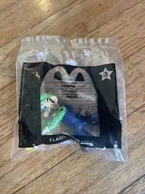 McDonald's Happy Meal Super Mario Bros #3 Flashlight Luigi New