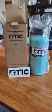 RTIC 32 oz Vacuum Insulated Water Bottle, Metal Stainless Steel Double Wall Teal