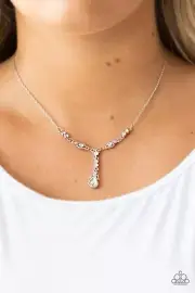 Paparazzi Diva Dazzle White Necklace