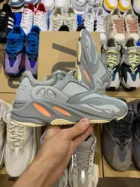 在飛比找Yahoo!奇摩拍賣優惠-【阿明運動舘】S2純原版本 Adidas YEEZY 700