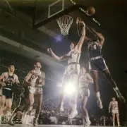 Cincinnati Royals Oscar Robertson In Action 1963 Old Basketball Photo 1