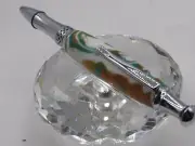GORGEOUS HIGH QUALITY HANDMADE PHOENIX GOLD/GREEN/WHITE ACRYLIC TWIST BP PEN