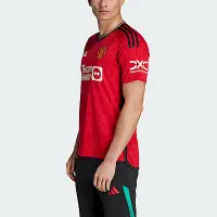 在飛比找Yahoo奇摩購物中心優惠-Adidas MUFC H JSY IP1726 男 足球衣