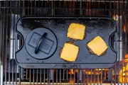 LODGE COOKWARE 6.25" Cast iron Burger Press