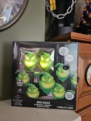 Disney The Nightmare Before Christmas Oogie Boogie projection musical string...