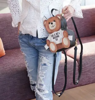 Moschino Teddy Bear Bag 標籤熊鍊帶包 白