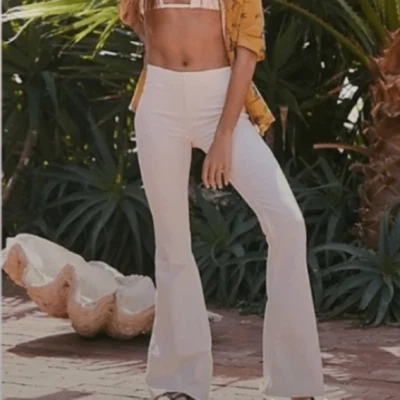 NEW! Free People pull on Penny flare jean