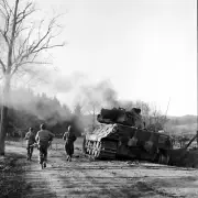 WW2 WWII Photo World War Two / Battle of Bulge Scene December 1944 German Tiger