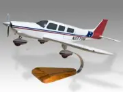 Piper PA-32-260 Cherokee 6 Desk Wood Airplane New Model Large Scale 1/24