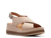 Woman's Sandals Clarks Kassanda Step Wedge Sandal