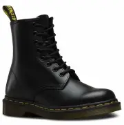 Dr. Martens Unisex 1460 Original 8-Eye Leather Boot BLK SMOOTH,Wmn 11.5 Men 10.5