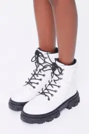 NWB Yoki Santy white combat boots