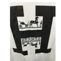 在飛比找蝦皮購物優惠-Hermes愛馬仕 T恤（保証真品），L,肩44、長76cm