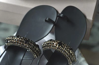 Giuseppe Zanotti Black Gold Crystal Leather Flat Sandals Thongs 37