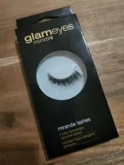 Glam eyes by Manicare Miranda Lashes Full-Bodied Feathered Finish 22190