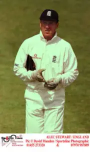 Alec Stewart England Old Player Cricket Photo 21