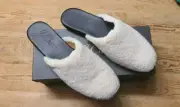 New J.crew women size 9.5 dusty ivory sherpa mules slide on slipper shoes was $1