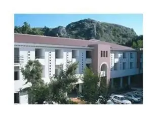 巴爾內阿里奧坎格拉納達省阿拉馬酒店