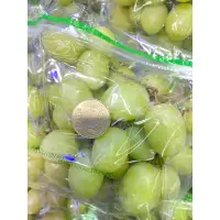 在飛比找蝦皮購物優惠-《空運》進口綠無籽、秋脆葡萄1包600克🍇