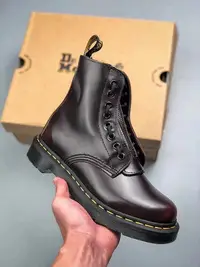 在飛比找Yahoo!奇摩拍賣優惠-Dr.martens 馬丁大夫馬丁靴1460 Pascal 