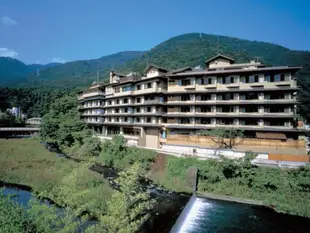 箱根河鹿莊飯店Hakone Hotel Kajikaso