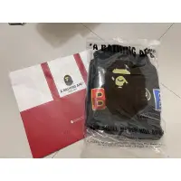 在飛比找蝦皮購物優惠-全新 BAPE 連帽外套 糖果字體 尺寸s