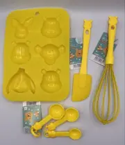 *New* Disney Daiso 4pc Winnie The Pooh Piglet Tigger Eeyore Baking Kit Cake Mold